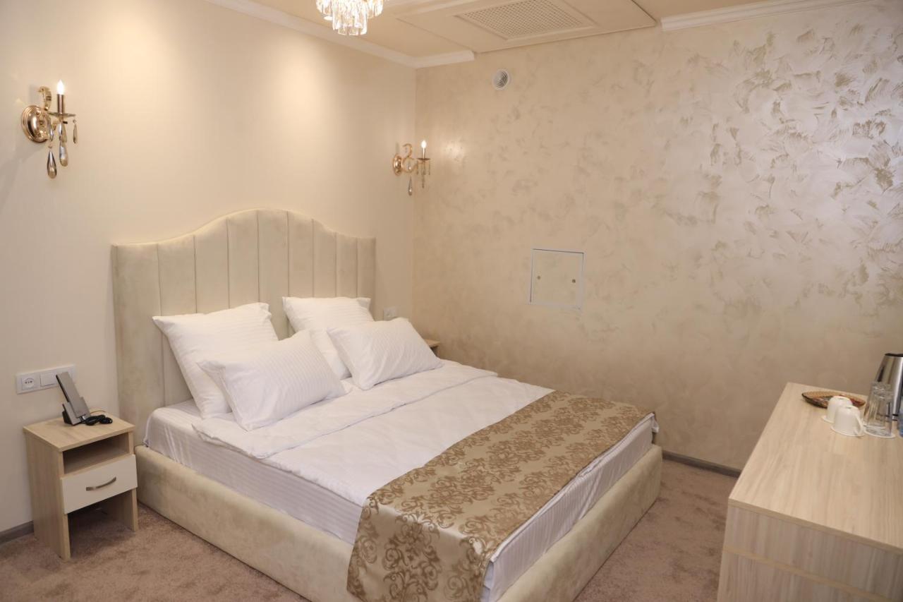 Delin Hotel And Tours Erévan Extérieur photo
