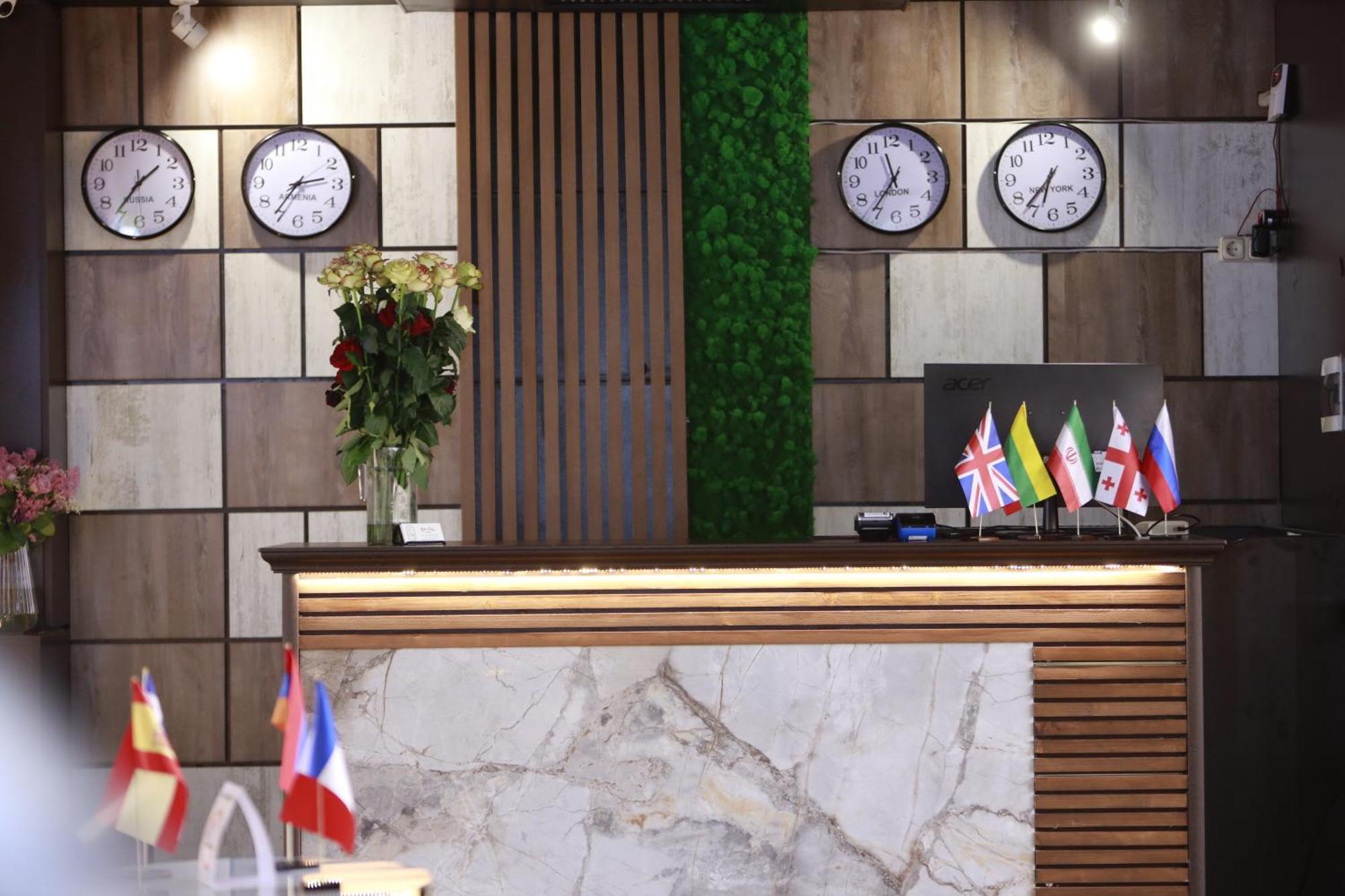 Delin Hotel And Tours Erévan Extérieur photo