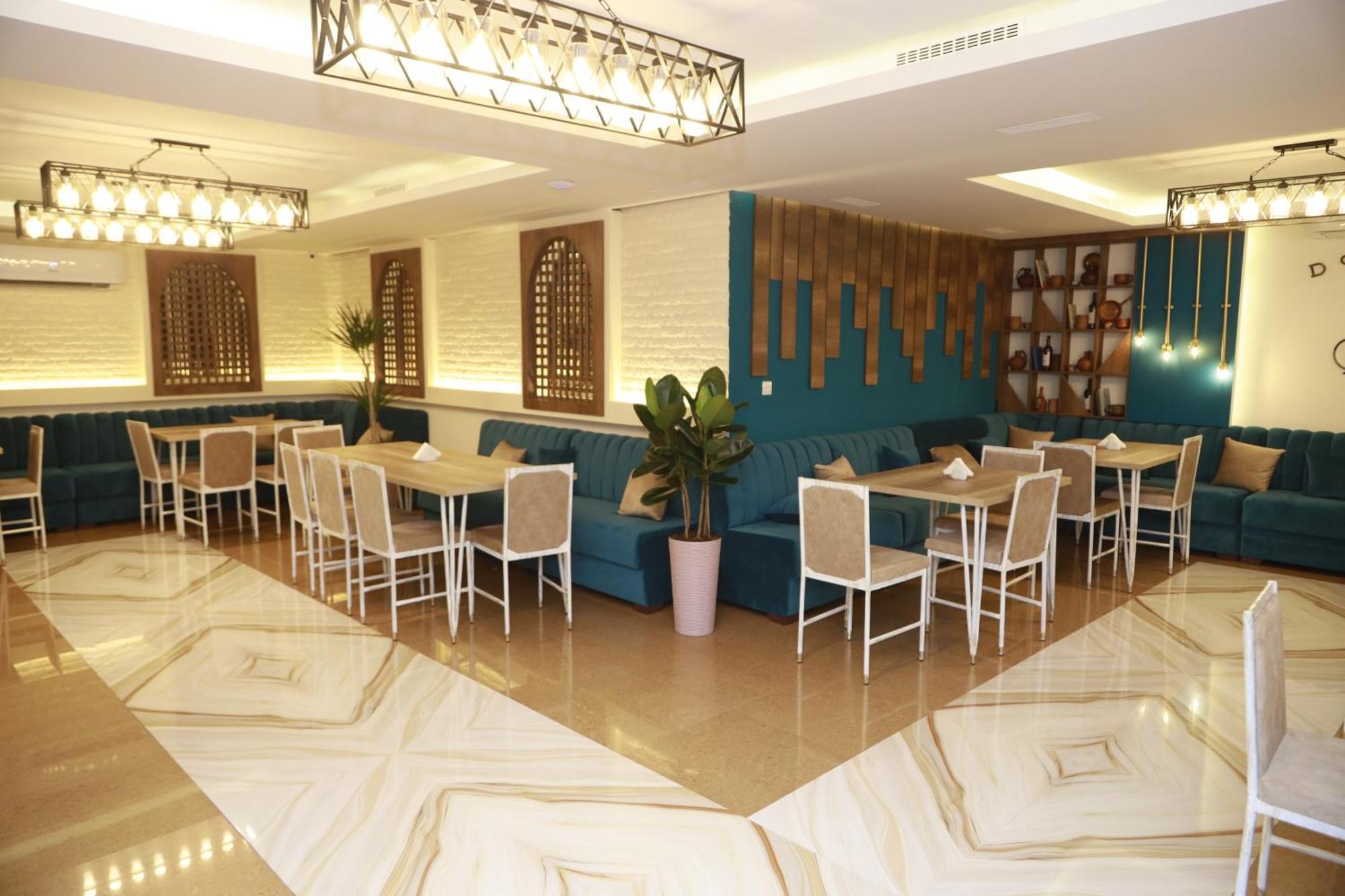 Delin Hotel And Tours Erévan Extérieur photo